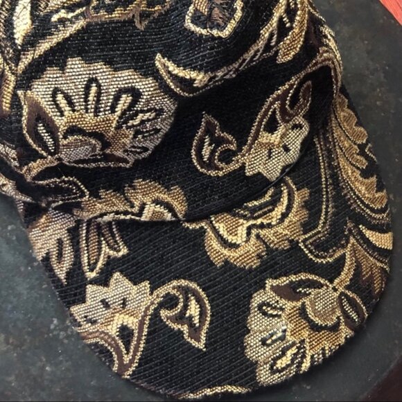 Giovannio Accessories - Giovannio Floral/Paisley Cap
